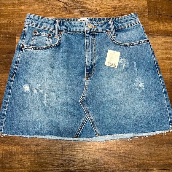 NWT BDG Urban Outfitters Denim Mini Skirt - Picture 1 of 10